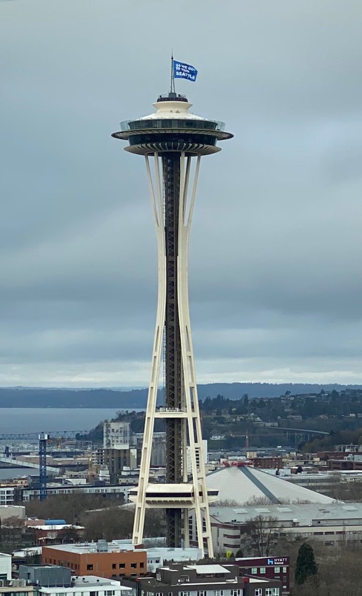 TammyWBZ's tweet photo. #WeGotThisSeattle flag was raised over the Space Needle this morning @komonews #komonews @space_needle #WeGotThisWA https://t.co/yqw1VuVC7z