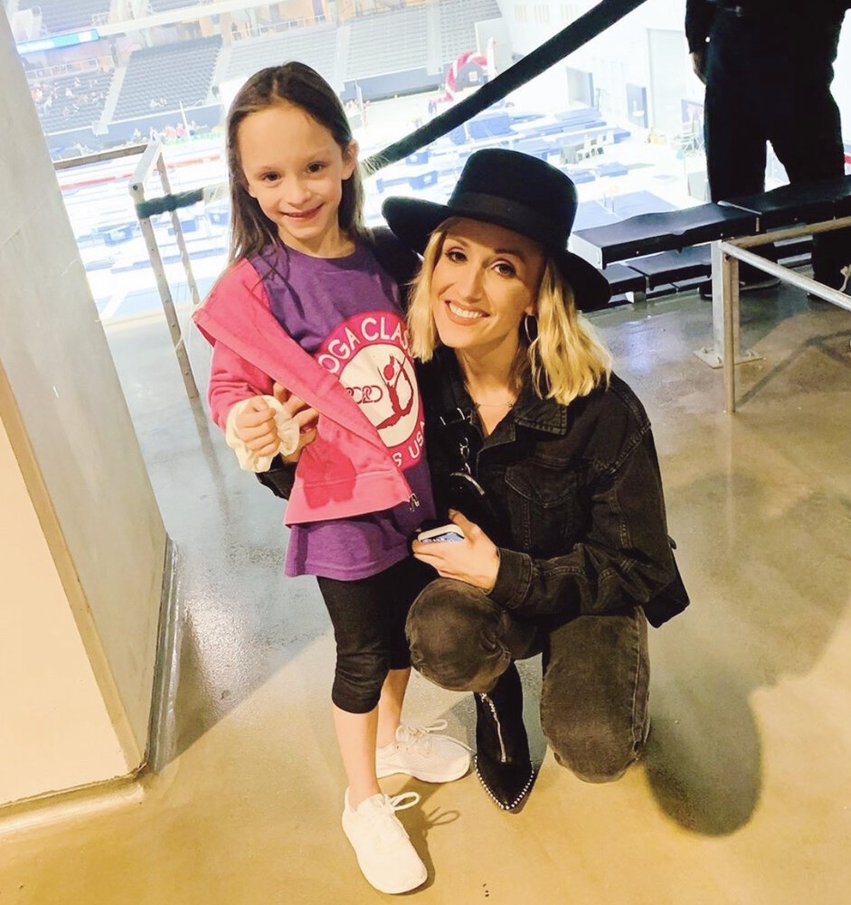 _FineDesigns's tweet photo. #TBT to meeting Nastia Liukin at the WOGA Classic Liukin Invitational
#wogaclassic2020 #wogagymnastics #finedesigns #swag #eventapparel #creatingmemories #customapparel #gymnastics #customapparelexperts https://t.co/ZDccaUvmLO