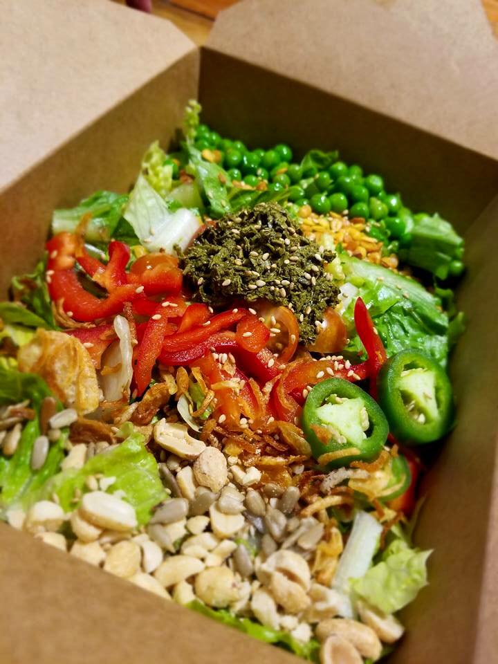 WaiterDotCom's tweet photo. #SanJose Looking for a delicious, fresh salad? Sticks N Greens has you covered! Click to order and we'll deliver. https://t.co/mxtewkBSS8 https://t.co/i6dZKx6MjY