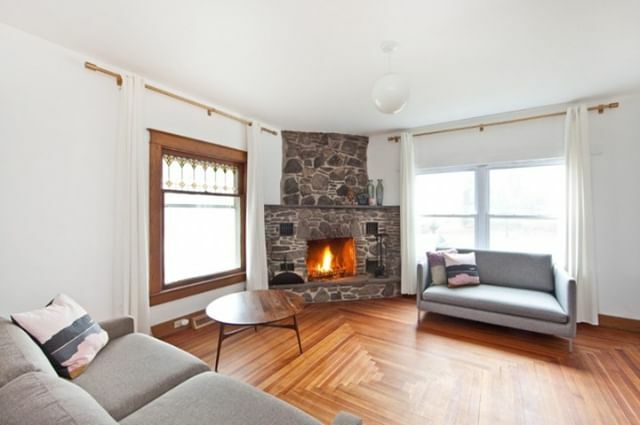 cb_prime's tweet photo. Mid Century Modern Dreams. Just one of the incredible homes available. LIsting #38534 in Roxbury, New York. As always, We are here for all of your home buying or selling needs. We are always just a call, a click or a message away! Let an agent show you what virtual REALTY is… https://t.co/cmakNQGPS5