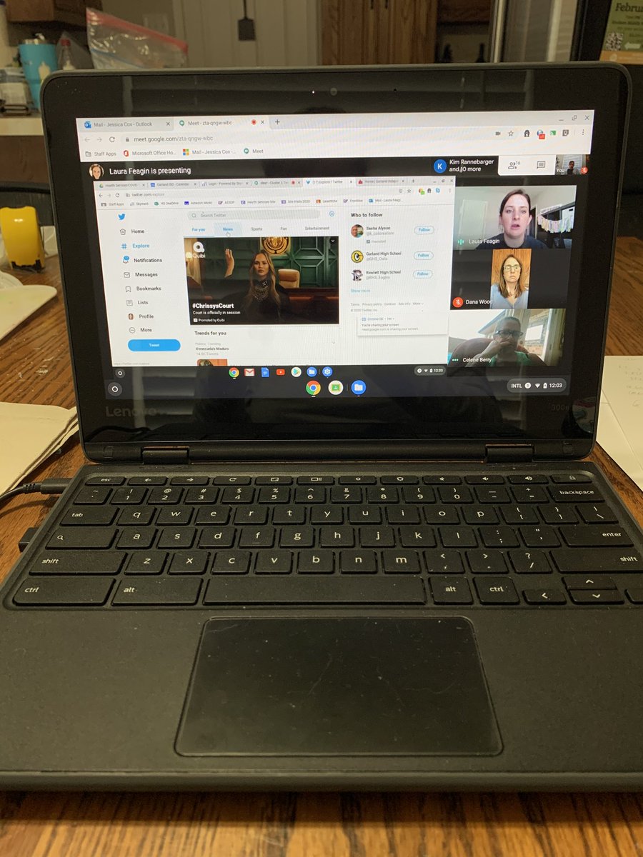 NurseJessicaCox's tweet photo. Always learning new technology! ⁦@GISDhealth⁩ #gisdtechiethursday https://t.co/1ZB7mbwmdx