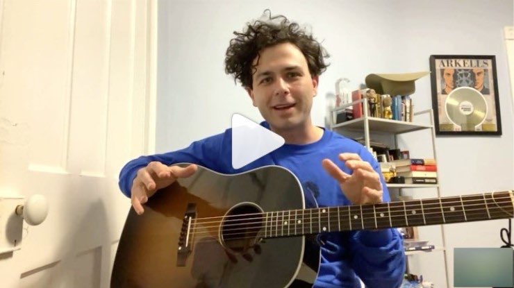 QwithTomPower's tweet photo. Today @ 3 pm ET, @tompowercbc will be going LIVE on Instagram w/ @Max_Kerman of @arkellsmusic!
They're going to be playing #JamOrNotAJam & talking about Max's amazing #FTCMusicClass initiative β and how it's helping @foodbankscanada.
Tune in on Tom's Instagram! (tomjoepower) https://t.co/e4XaJiBpdY