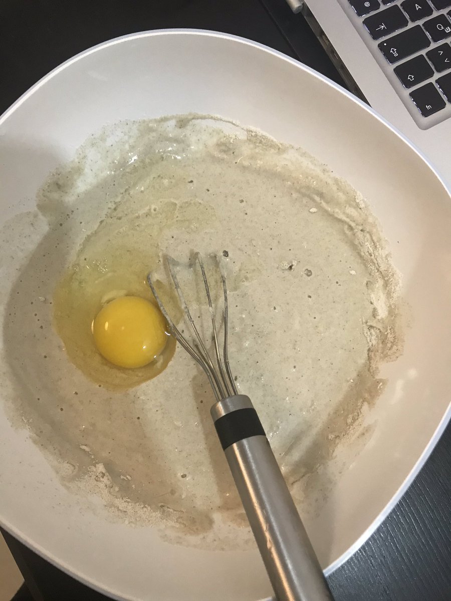 iLaeti's tweet photo. #NowPreparing : des crêpes au sarrasin Messiiiiiire ! 🥞 https://t.co/3T3c2DU2JE
