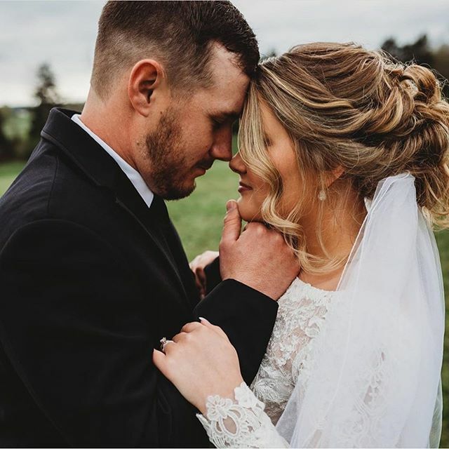 EverAfterTN's tweet photo. Did you see our Instagram story? We want to know about your wedding! Brides to be &amp; brides from weddings past😉 Tell us allll about your special day! https://t.co/mSlqw2tqzl