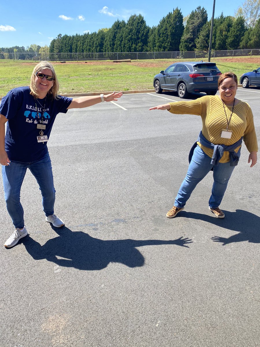 McLeod_Edu's tweet photo. These times are uncertain, but our kids and parents have sure appreciated our volunteers and nutrition staff for keeping things going. We will make it through this! #ExpectSupport #ExpectExceptionalHCS https://t.co/hupjsI326z