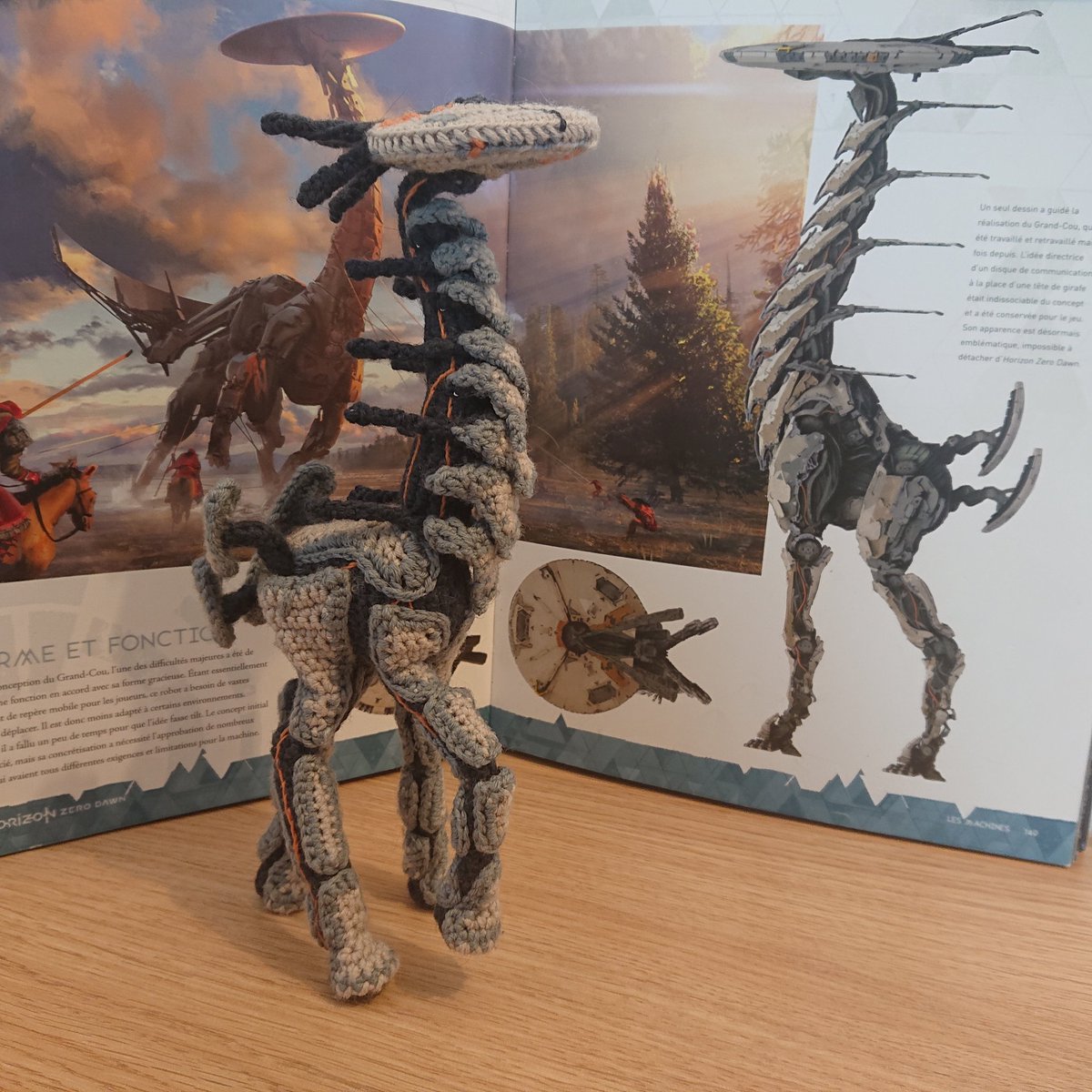VoyageuseReves's tweet photo. Horizon Zero Dawn tout simplement :)
I simply love this game ! 
@Guerrilla #HorizonZeroDawn #FanMade #Handmade #amigurumi https://t.co/FBpNfetyaX