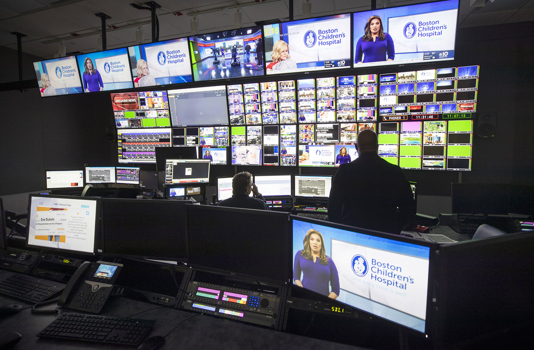 solidstatelogic's tweet image. Solid State Logic System T Consoles Installed at NBCUniversal Six-Studio Complex in Boston

Full Story: bit.ly/SSLSystemTNBCU 

#SSL #SolidStateLogic #SystemT #AoIP #SMPTE #2110 #Broadcast