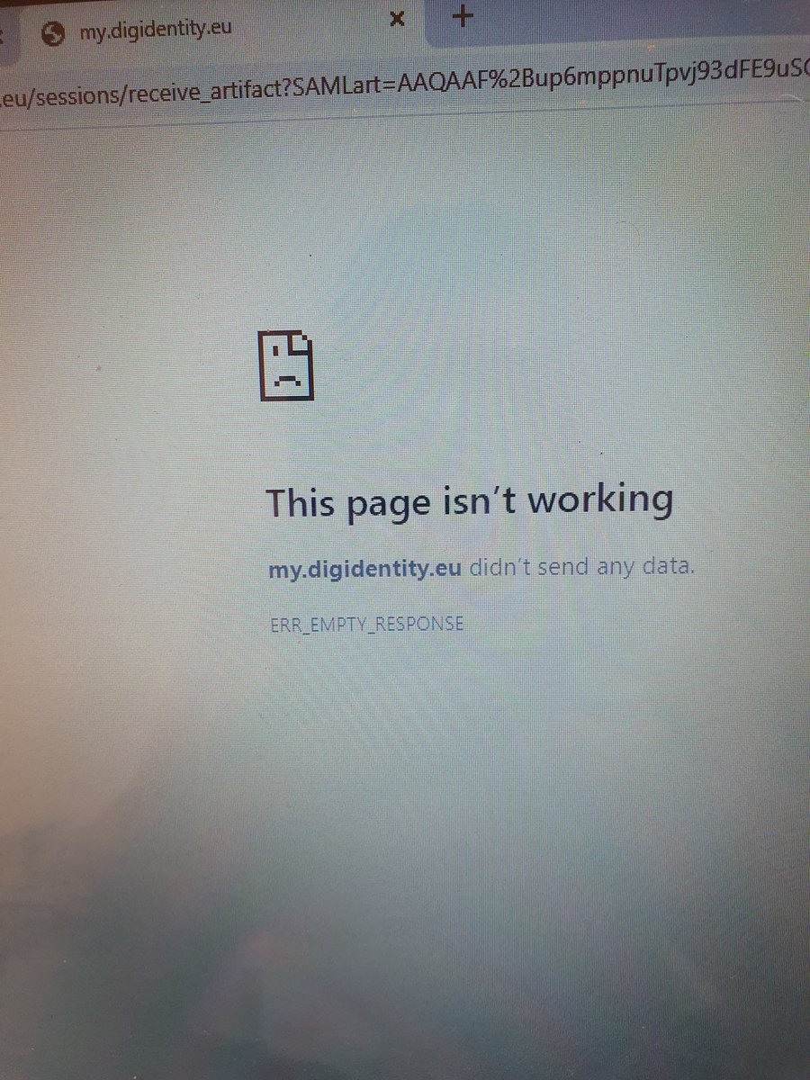 DeanThulborn's tweet photo. Applying for #UniversalCredit is good fun! Can't even get the #Digidentity website to work.
In a queue for almost 24 hours to register, passport was the last thing to be verified and that was 18 hours ago... wonder if I am who I say I am? https://t.co/Kduwa0m6Iw