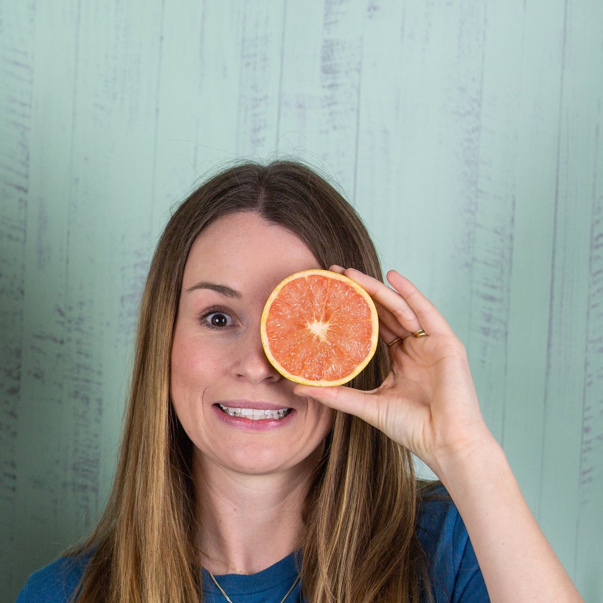 #meetthemaker2020
MEET NICOLA. Half of Queen Cleo. The reason they set up Queen Cleo? They both LOVE spiced rum! Nic is a mum-of-one who's exceptional at whistling! When not behind bars, she's on the netball court. Her favourite rum tipple is a Spiced Rum Daiquiri!