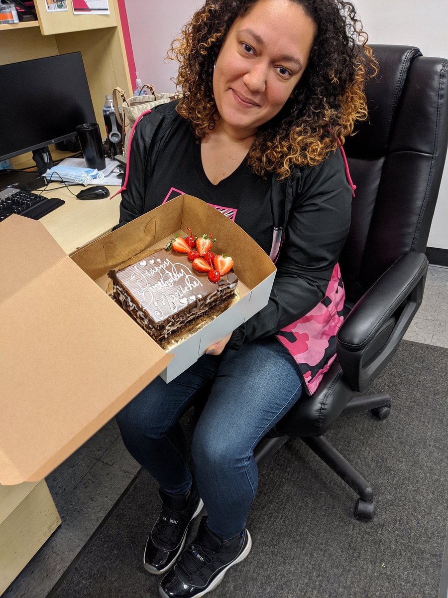 EvaRistic1's tweet photo. @MarleyLuv26 Happy birthday Marlene #bqli #LISW https://t.co/JIyh14ZAg5
