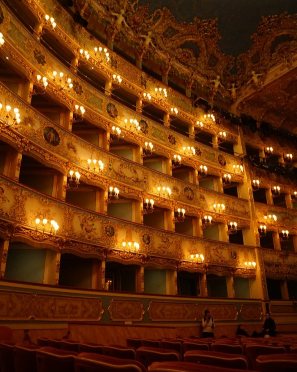 Broadway may be closed, but its theaters still sing! Enjoy this article about the architecture and history of many  New York venues.  nytimes.com/2020/03/25/art…