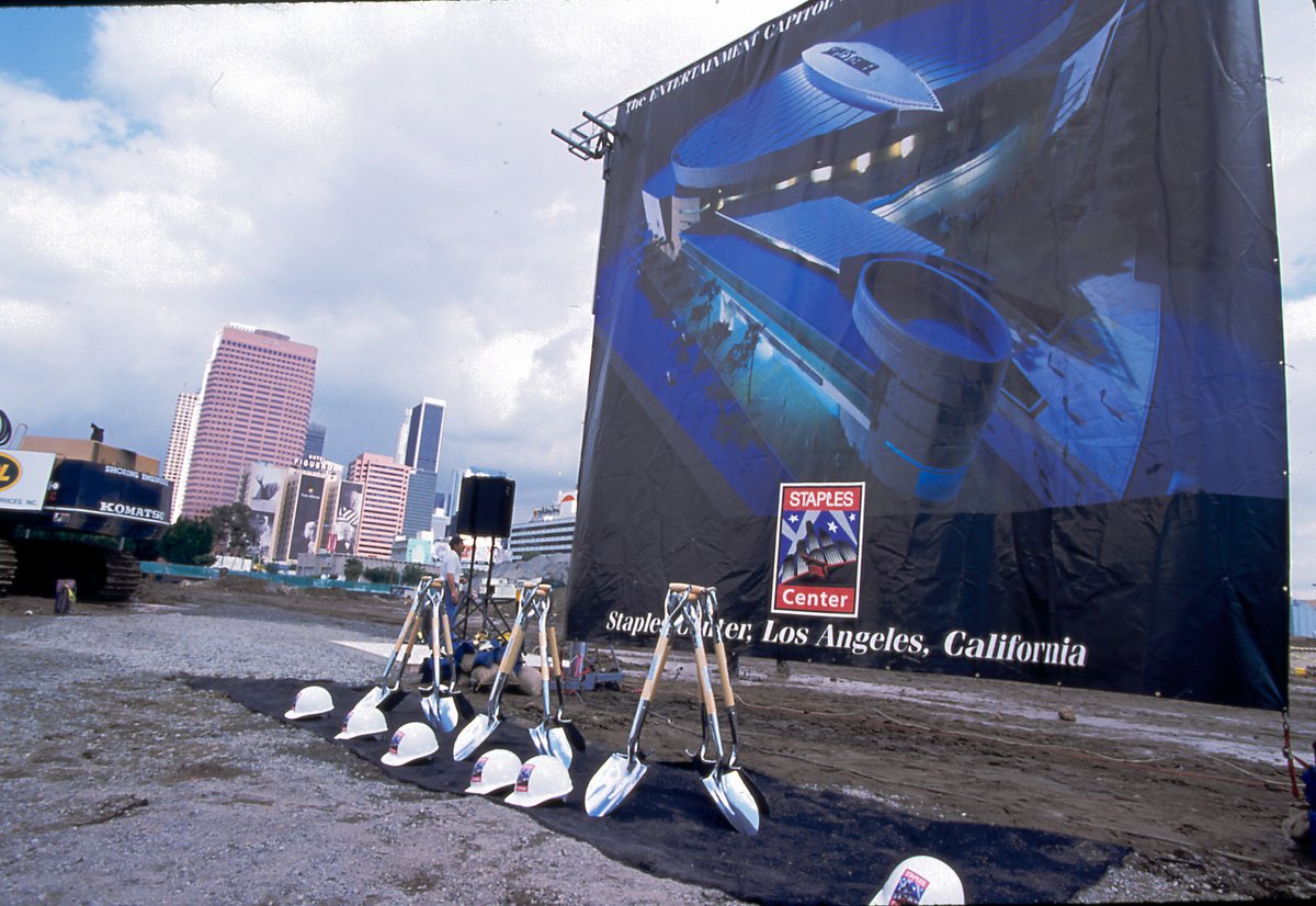 TBT to March 26, 1998 when we broke ground on what soon would become STAPLES  Center. #STAPLESCenter20