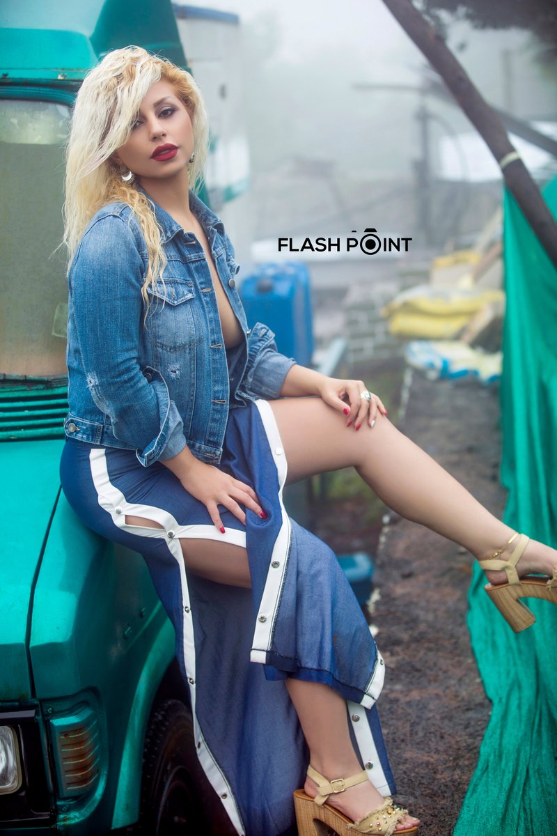 fpcreatives's tweet photo. Stay CLASSY, SASSY, &amp; a little bad ASSY. 
#Day2 #Super30 #HBDRoyalRAMCHARAN #PMReliefFund #CoronaVirus #Corona #Covid20 #CoronaVillains #DenimJacket #Seduction #Sensual #Appealing #Cleavage #Leisure #Foreigner #ForeignerModel #Flashpoint #FlashpointCreatives #MehulShahPhotography https://t.co/yi5SboKwno