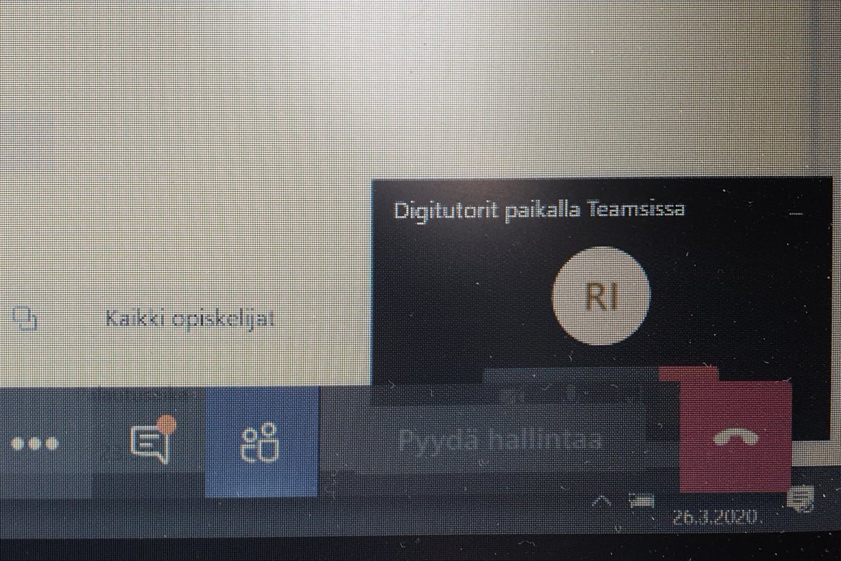 amlehtosalo's tweet photo. Korvaavan opetuksen järjestäminen on ollut uuden opettelua. Iso kiitos loistava #digitutor tiimi #siuntio ssa! https://t.co/Jm9oczc55w