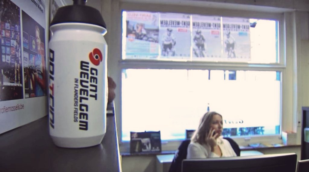 SammyNeyrinck's tweet photo. Powerwoman.
Moeder van vier.
Organisatrice van #7RacesInFlandersFields en al twintig jaar brandweervrouw. @GrietLangedock is het allemaal en nog veel meer. Verslag in #vrtnws @een en @sporza. #GWE20 #GWE21 https://t.co/T41rXsQTv4