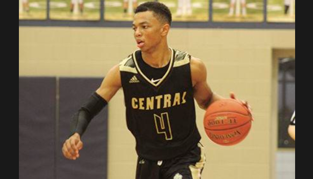 sportsinkansas's tweet photo. 2020 Sports in Kansas 5A Boys All-State Basketball - Sports in Kansas
VIEW: https://t.co/IRRLUsAkUi
Postseason coverage powered by @nextechwireless @AmericanImp @labettecards @KansasTurf @SAFEks https://t.co/KSQXh8yTUe