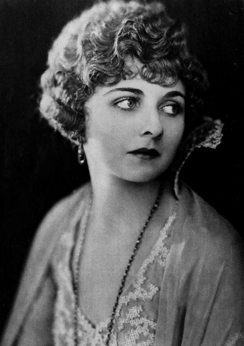 stars_silent's tweet photo. #AliceTerry https://t.co/588ngjfhl0