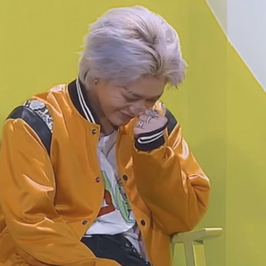 yutatiniest's tweet photo. hiii, this is an acc for tiny and soft content for Nakamoto Yuta. hope this content makes you happy. 💕 https://t.co/nO1lYPCV58