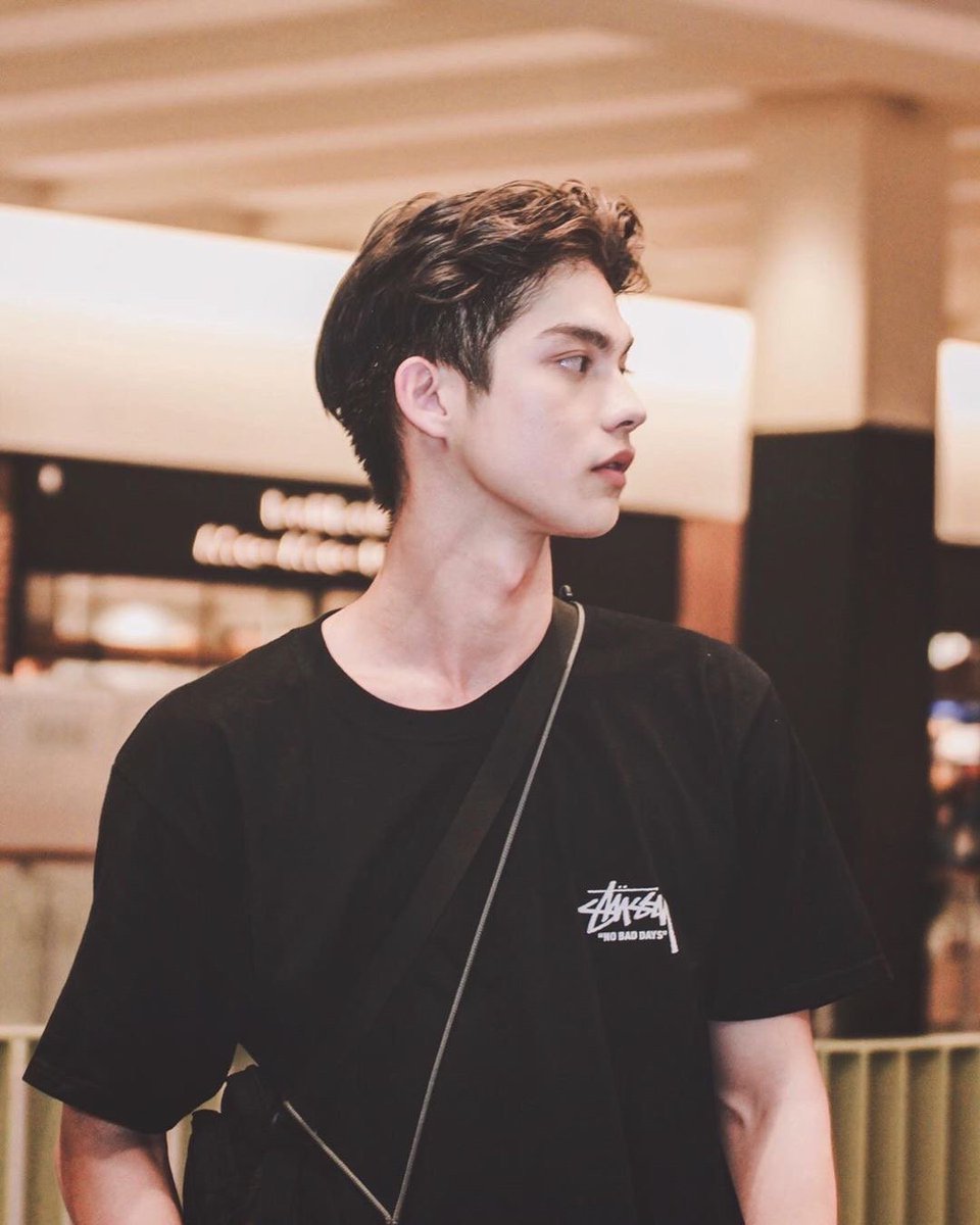 ` 마 크 잭 슨 . tweet media