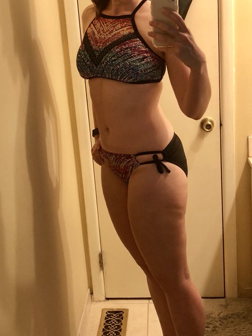 Too early to start thinking about the beach? ☀️🏖 https://t.co/pzfTCc76cR