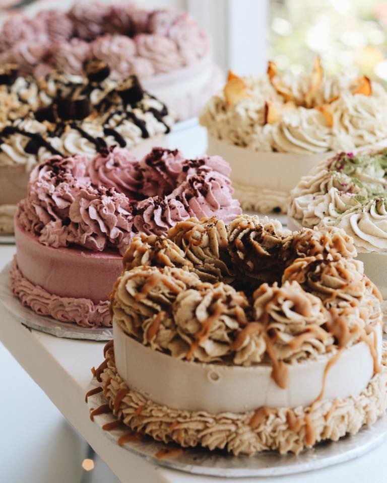 SweetHartTO's tweet image. Delivery! Custom pickups! Gift cards (sweethartkitchen.com)! As we move through these uncharted waters, there’s still ways to grab your fave treats &amp;amp; eats. Check out Uber Eats for free delivery, foodora &amp;amp; Ritual. Custom orders can still be placed via phone or email ❤️