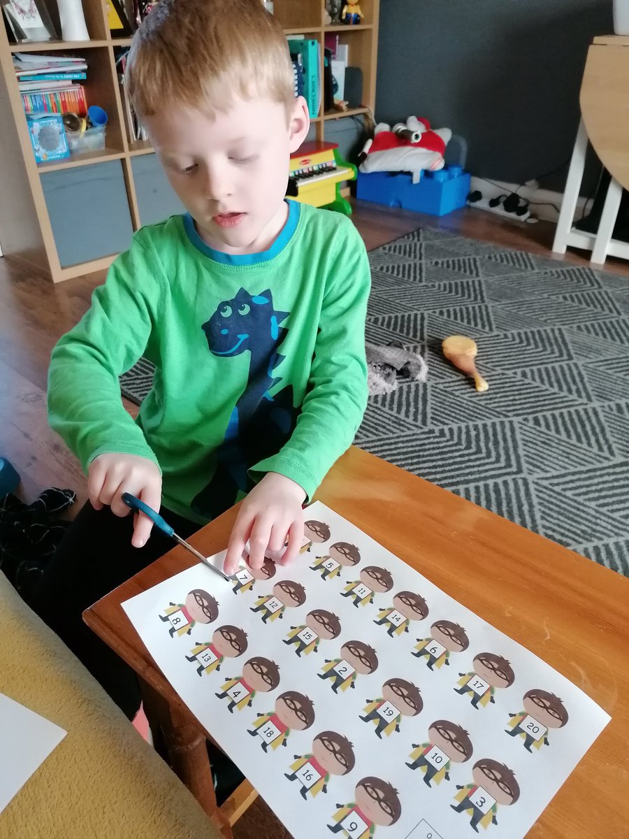 BesterReeve's tweet photo. When the first activity of the day risks losing all your fingers 🤦🏼‍♀️🤦🏼‍♀️ turns out my kid can't use scissors 😩 #StayHomeSaveLives #homeschooling https://t.co/qLOvCOfLuV