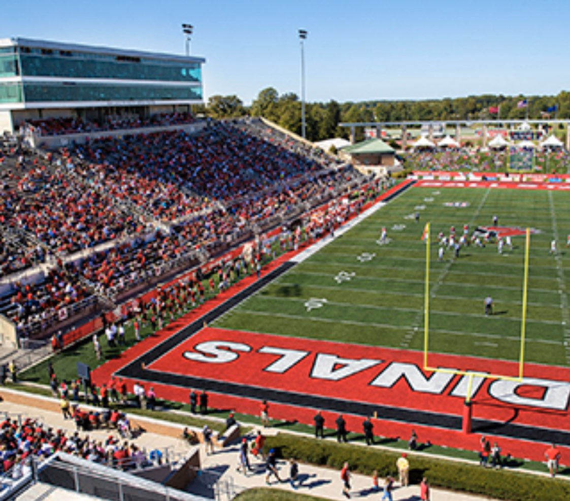 GilletteGarrett's tweet photo. After a great talk with Coach @CoryConnolly I’m honored to say I have received a scholarship offer to play at Ball State! @AllenTrieu @McNamara rivals #weFly #1AAT @BallStateFB https://t.co/TL10iMm0Dl