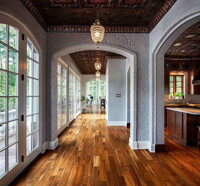 DaveBrycePhoto's tweet photo. Another beautiful interior by @pellis.construction .
.
.
.
.
.
#interiorstyling #luxuryhomes #customhome #beautifulhomes #luxuryinteriors #luxurylifestyle  #interiordesign #interiors #homeinspiration #dreamhomes #interiordesignphotography https://t.co/zyDyupvTCS https://t.co/z5eTrxIL05