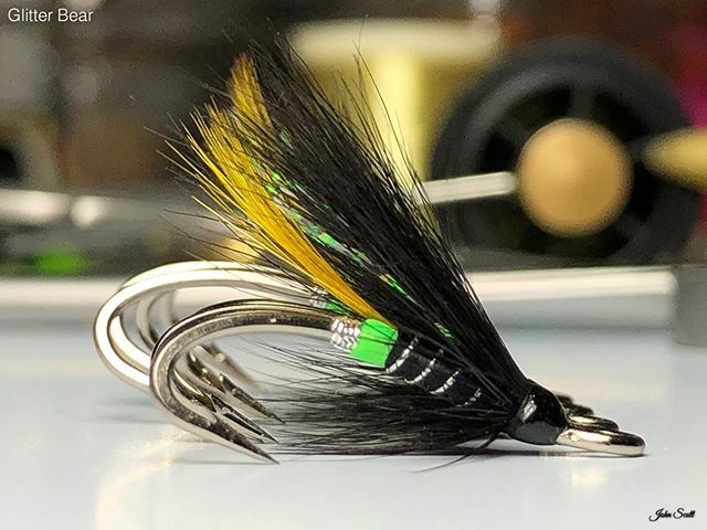 AFCHFX's tweet photo. Glitter Bear #08 &amp; #10

#glitterbear 
#atlanticsalmonflies #atlanticsalmonfly #salmonflies #salmonfly #salmonfishing #flytying #flyshop https://t.co/at53cvCvJN https://t.co/2jSCo5mYRj
