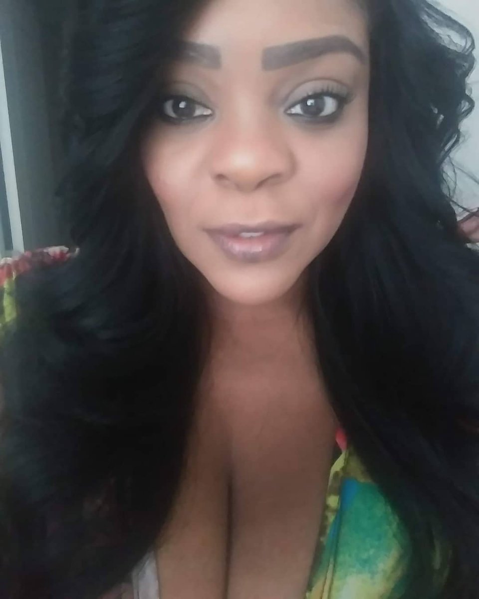 nicolefaces1's tweet photo. I'm simply Nikki
#MILFCHOCOLATE๐ซ๐ https://t.co/7HckSiJo5h