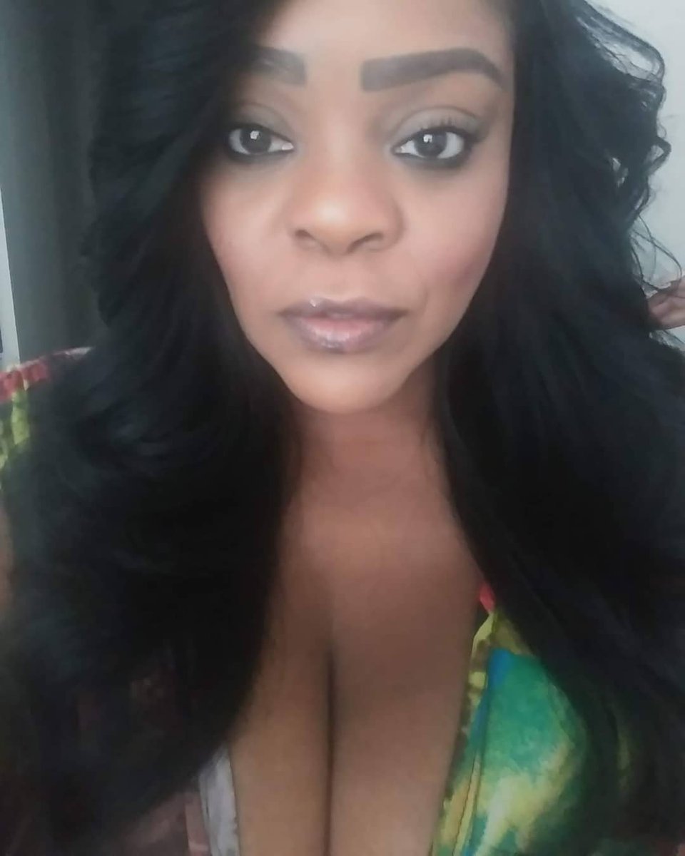nicolefaces1's tweet photo. I'm simply Nikki
#MILFCHOCOLATE๐ซ๐ https://t.co/7HckSiJo5h
