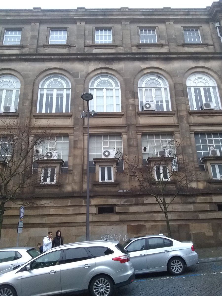 17/ When we came upon the powerfully beautiful Hospital Santo Antonio in Porto, I thought for sure it must have been converted into a museum or luxury flats. I went in and discovered that it’s still in use as a hospital today! Designed by John Carr, construction began 1770: