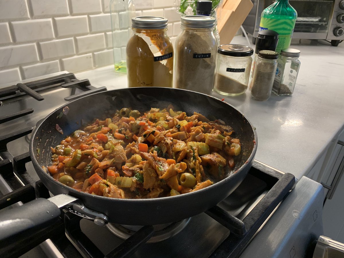 jose_fernandez's tweet photo. Two days ago I made Tofu Guisado. Today, I made Seitan Guisado. First time cooking with Seitan. I wanted to see which is better for this traditionally chicken based meal. I feel that I may need more practice with Seitan. #vegan #veganrecipes #seitanrecipe #seitan https://t.co/mqirOc3Q2z