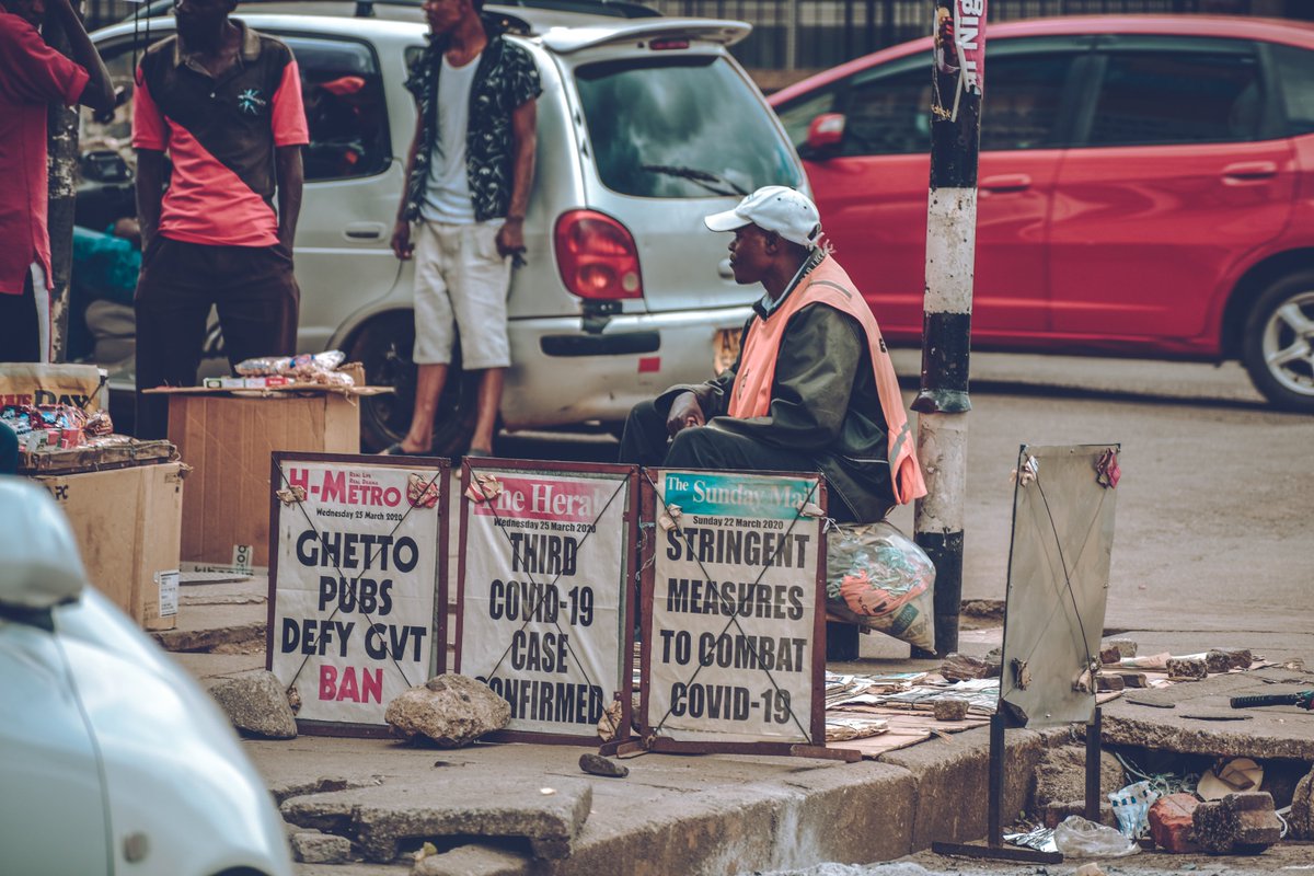 DigiSpacesLab's tweet photo. Newspaper headlines in the CBD 25/03/2020 https://t.co/ApVxolPPWI