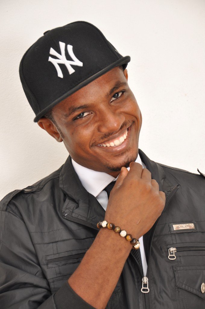 Y979FM's tweet photo. ๐ฌ๐ญCongratulations to @Drcryme for winning today's #PushOrFlush w/ song #KillMeShy
#TheDrYve๐๐๐ on(@Y979FM) w/ @PmDePresenter x @DjEdita prod. @MarvOnAir
#Firesquad ๐ฅ
#TheFirstClassDJ
#Blaklaaa
#ThrowbackThursday https://t.co/mSn4w86p8H