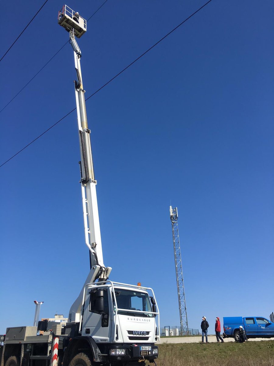 #COVID2019 - Nos équipes se mobilisent sur l’ensemble de la France pour assurer les #ServicesEssentiels et garantir la sécurité d’approvisionnement en électricité.
#ServicePublic #HerosDuQuotidien