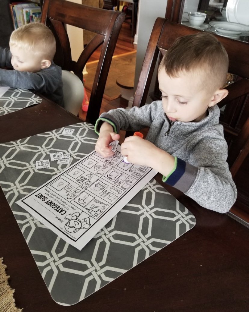 MrsLewisNpals's tweet photo. Another preschool friend making us proud!!! https://t.co/YidcJiUDtF