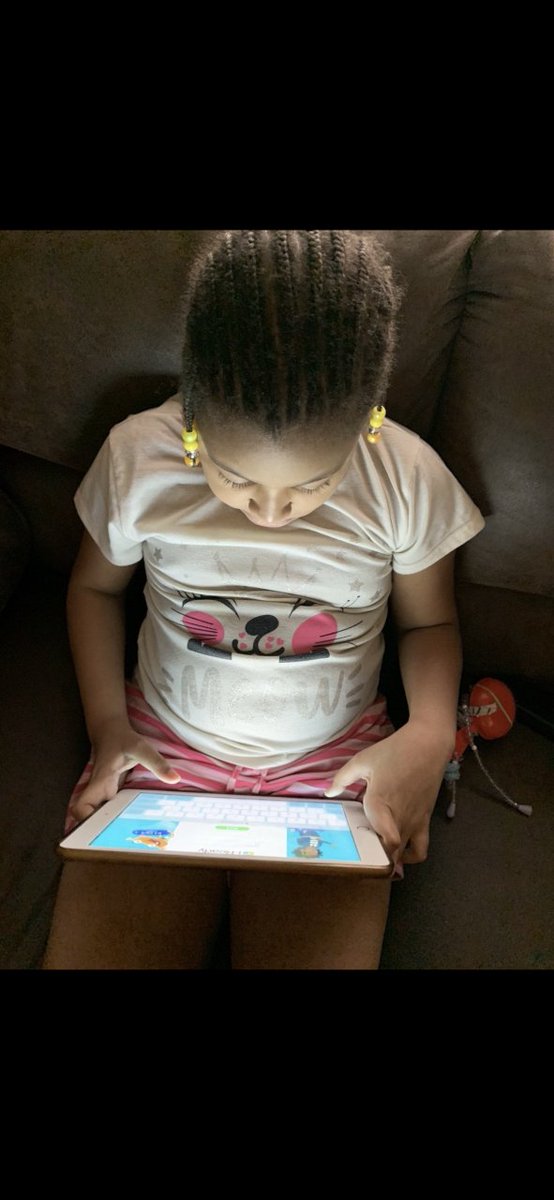 PS66BX's tweet photo. A few images of @PS66BX Grade 3 Teacher @mihalyo_kelly engaging with students today💻❤️Not bad for Day 4 of Distance Learning! Thank you @MT0RRES26 #BronxStrong Looking to connect ALL of our students ASAP as we gear up for Week 2. @MeishaPorter @D12SupRosado @SPacuk https://t.co/H5ulJ9CKxx