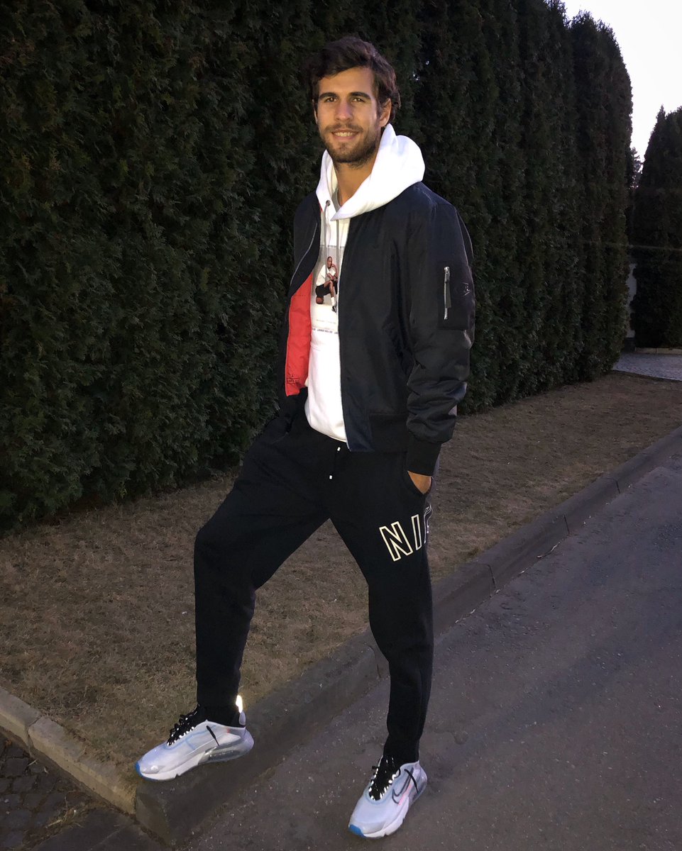 Karen Khachanov beats Jan-Lennard Struff at the NOVENTI OPEN in Halle | ATP  Tour | Tennis