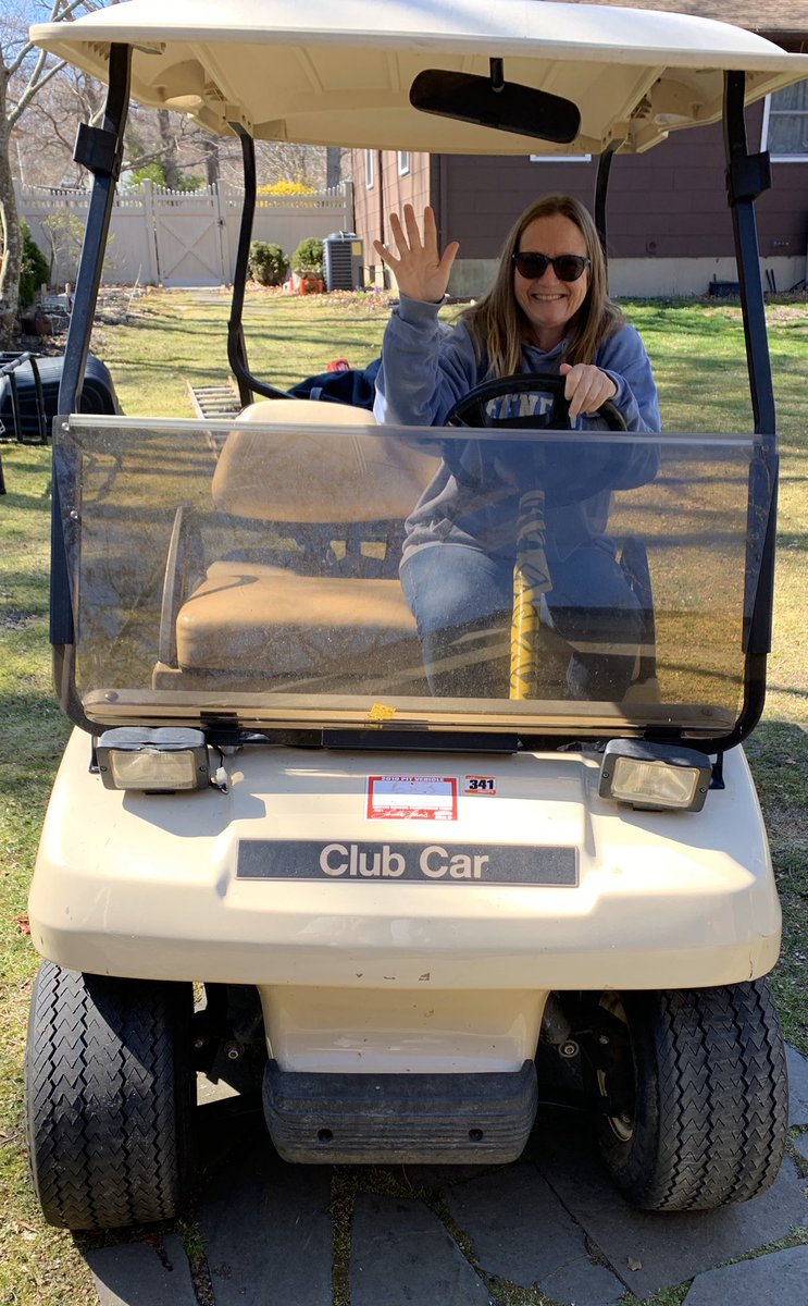 MrsPhillips13's tweet photo. @southoldelem Drove golf cart around backyard :) https://t.co/4Ynh0Gxudo