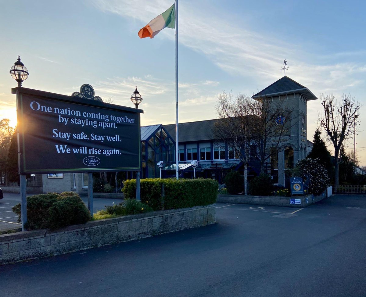 I lied, fresh isn’t best 🫣 Dried rosemary is FAB in focaccia 🙌🏻 Ep.13 |  Sundried Tomato, Rosemary, Confit Garlic Sea salt Focaccia #Fáilte  #TheKitchenShift #Chef #Irish #Canada #Ireland #GarlicMayo ..., image size:1200x974