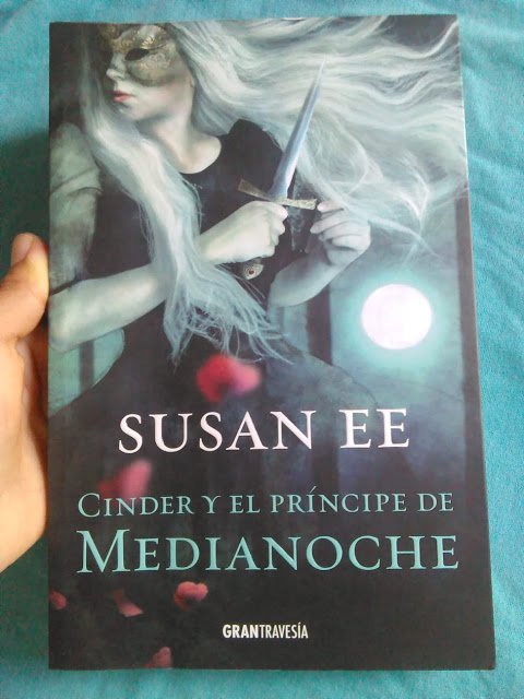 Frases_Bookies's tweet photo. Libro que deberías leer en esta #cuarentena. Ahora tengo resaca. Me gustó tanto.... 
#librosrecomendados #coronavirus 
https://t.co/bwBUfor0lP #México #fantasy #LeerEnCasa #FelizJueves #MTY #Chile #CDMX #COVID2019 #susanee #LibrosParaLaCuarentena https://t.co/f8j47biDCK