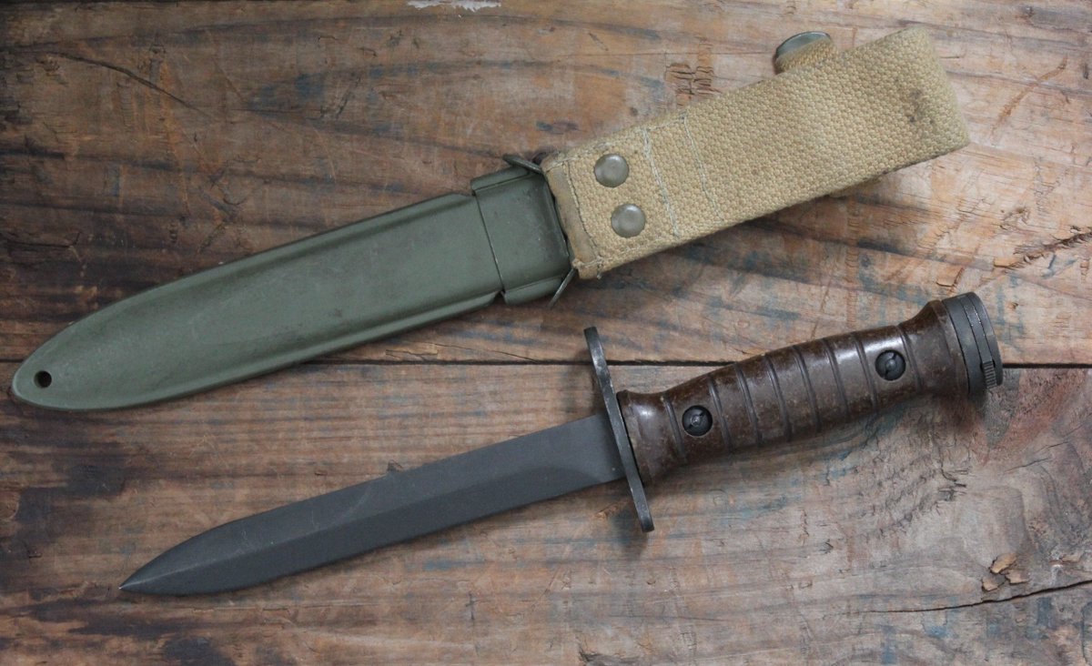 PerryKnifeWorks's tweet photo. Italian Military M4 bayonet made by Arsenale Esercito Torino (Turin Army Arsenal) dated 1958. ๐ก๏ธ
#Italy #Military #perryknifeworks https://t.co/cKvvTuFFsx