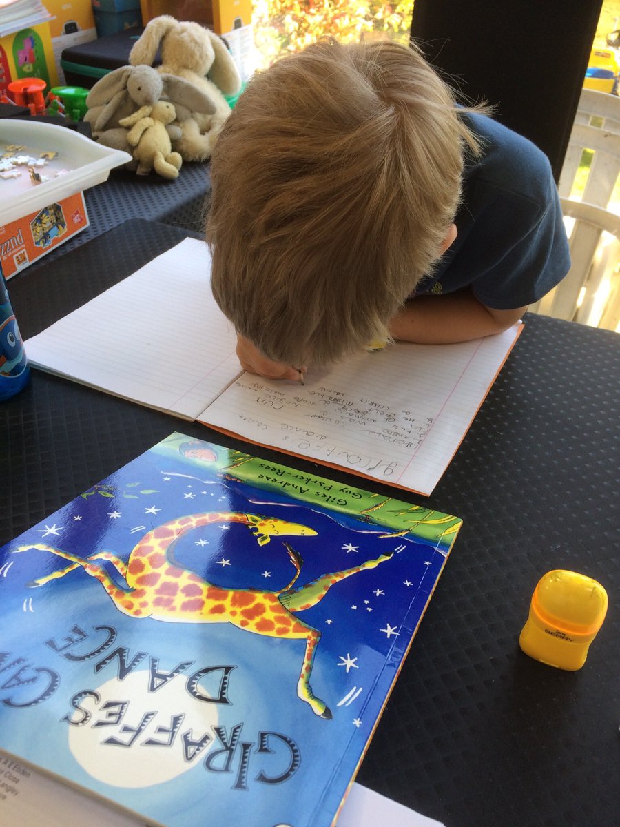 Anna Ebden tweet media