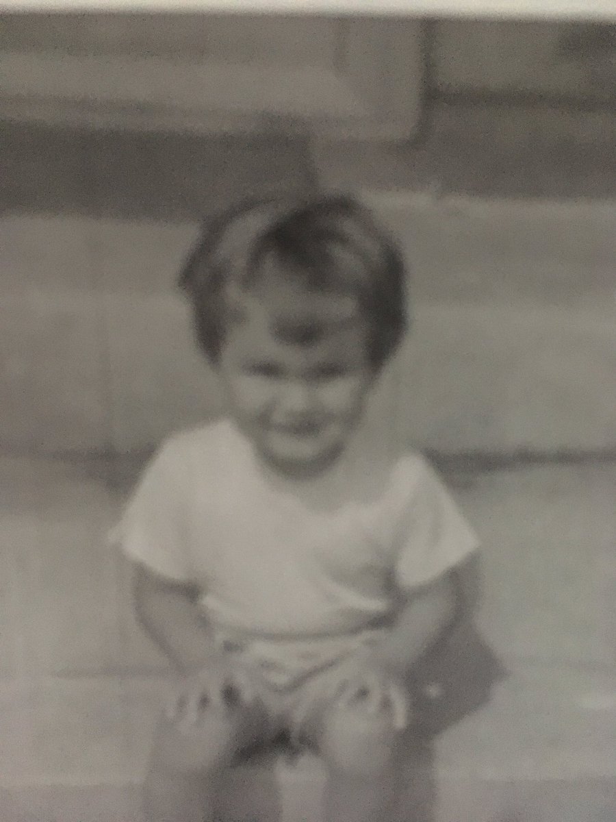 BLHairHouse's tweet photo. Do you have pics of haircuts your parent gave you? Post them https://t.co/et5ougOi7r