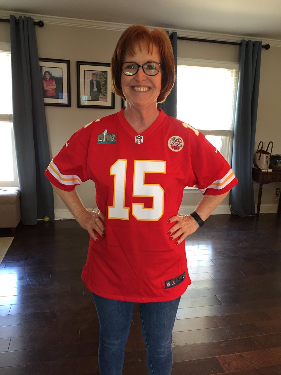 MrsAndersonSLES's tweet photo. Virtual Spirit Week - Day 4...Athlete/Sport Day. I decided to honor and give a shoutout to the Kansas City Chiefs and fellow Texas Tech alum, Patrick Mahomes! @StratfordLndgES @MrsBanfieldSLES @Chiefs @PatrickMahomes https://t.co/K951eHH8L0