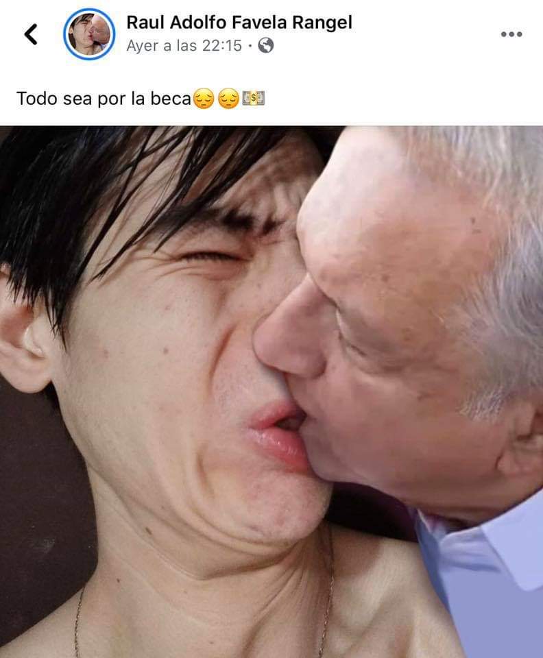 UnaHumildePapa's tweet photo. Mientras tanto en Facebook😂😂😂 https://t.co/rq9zbemWyl