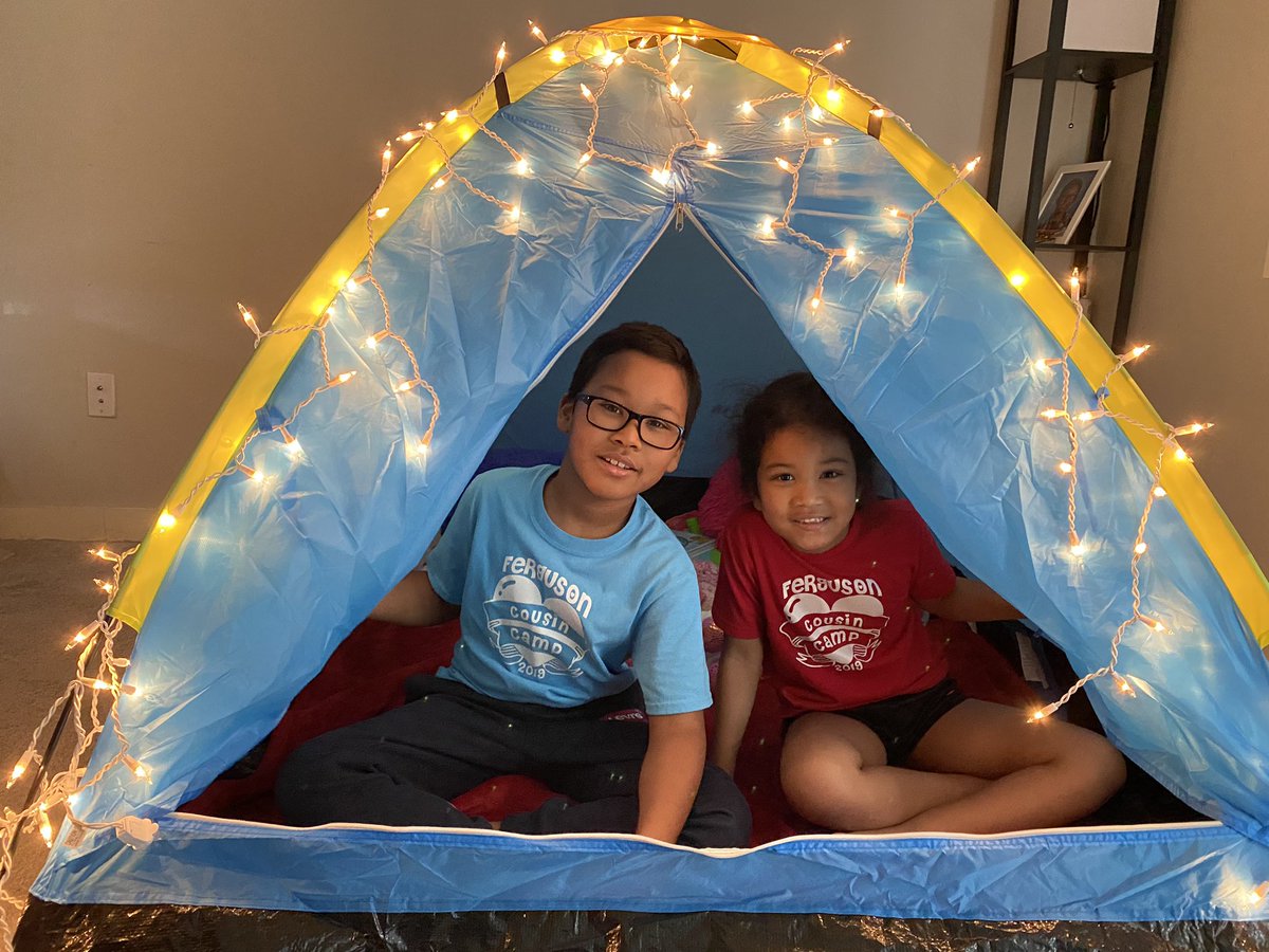 Zaya2215's tweet photo. Who said you can’t go camping when quarantined?!? 🏕🔥 #PositiveVibes #campinginside #springbreak2020 @rulex25 https://t.co/8HsXL7By1e