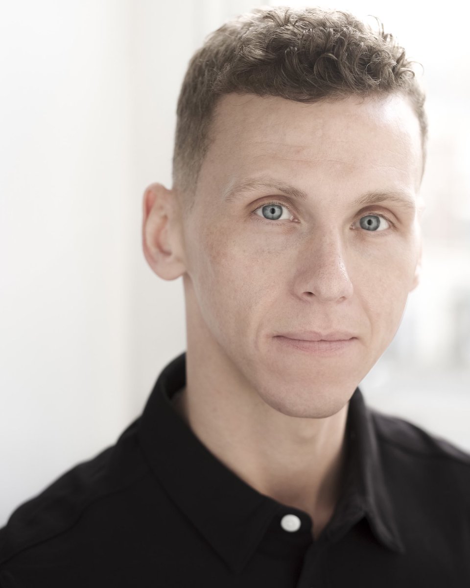 AnthonyMDoran's tweet photo. Mugshot. Thanks again for the amazing shoot @tonyblakephoto #headshot #actor #liverpool #uk https://t.co/BC4Sq03SQh
