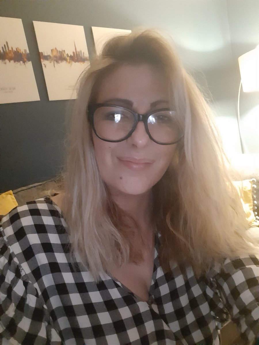 VSUltraFloor's tweet photo. Day 3 ... working from home... wow I didn't realise how much I love being out and seeing my amazing customers. #forthegreatergood #missmycustomers #missmyworkfamily #shattred #ultrafloor #instarmac #flooring #flooringprep #levelit #pumpit #pourit #ultrafloorit https://t.co/HExFNVJw4F